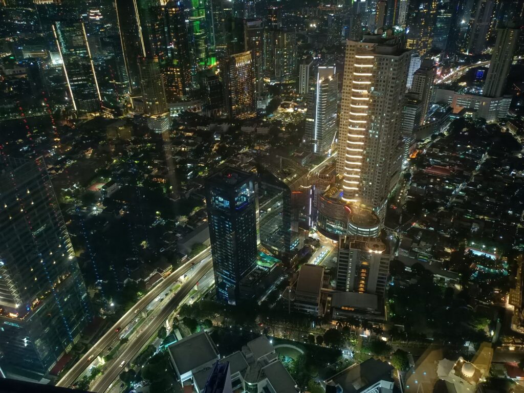 Terbaik Henshin di Ketinggian 67 lantai